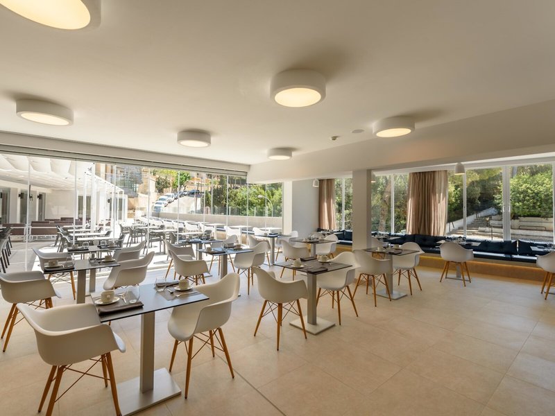 Hotel Tacande Portals 4