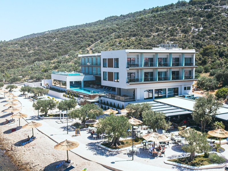 Marinus Beach Hotel 2