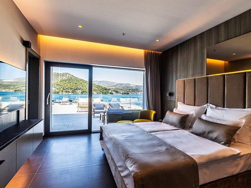 Marinus Beach Hotel 3
