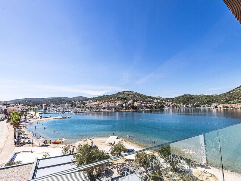 Marinus Beach Hotel 7