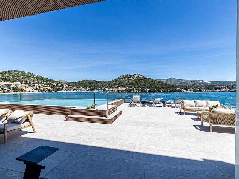 Marinus Beach Hotel 18