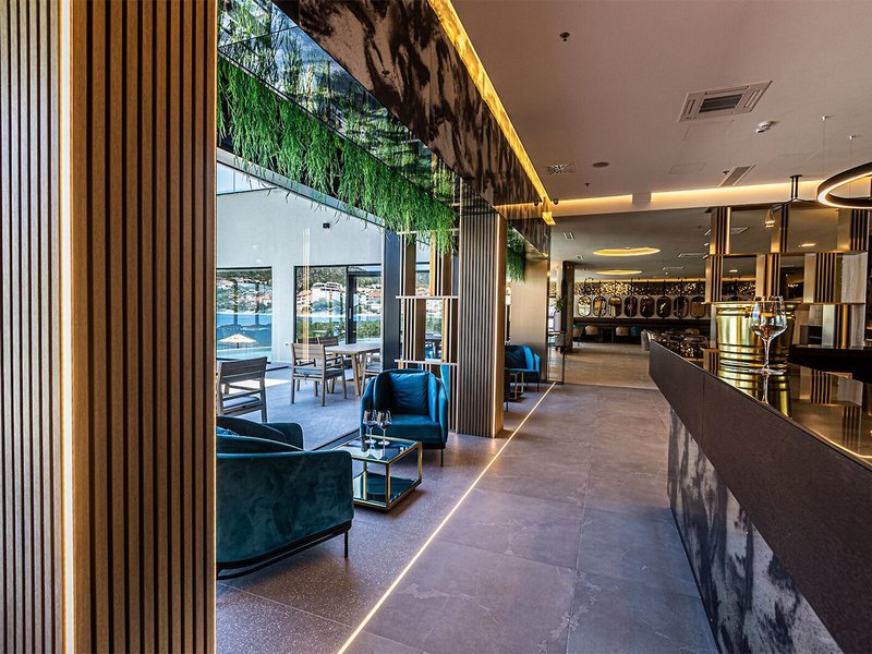 Marinus Beach Hotel 24