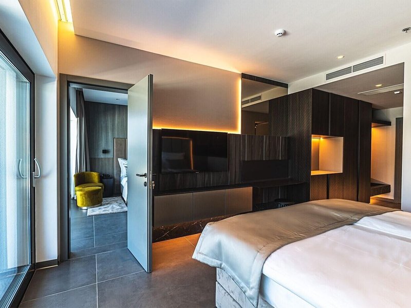 Marinus Beach Hotel 48