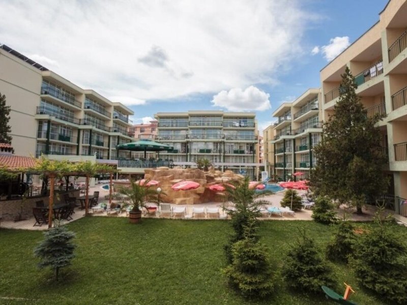 Sunny Day Club Hotel 4
