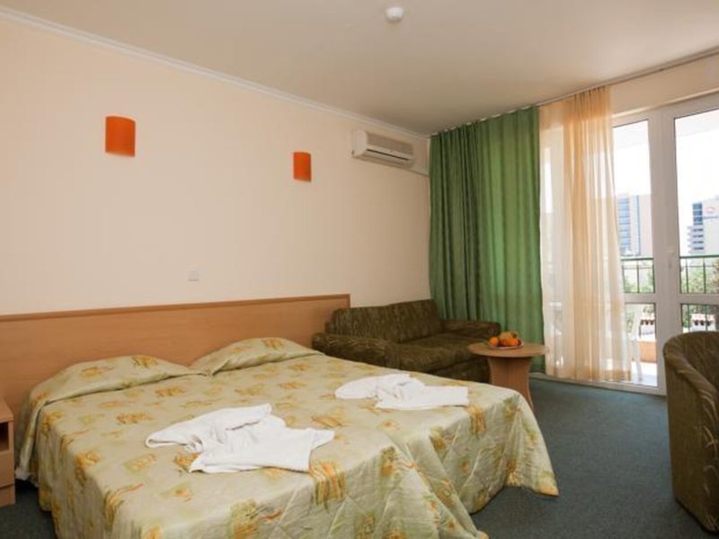 Sunny Day Club Hotel 19
