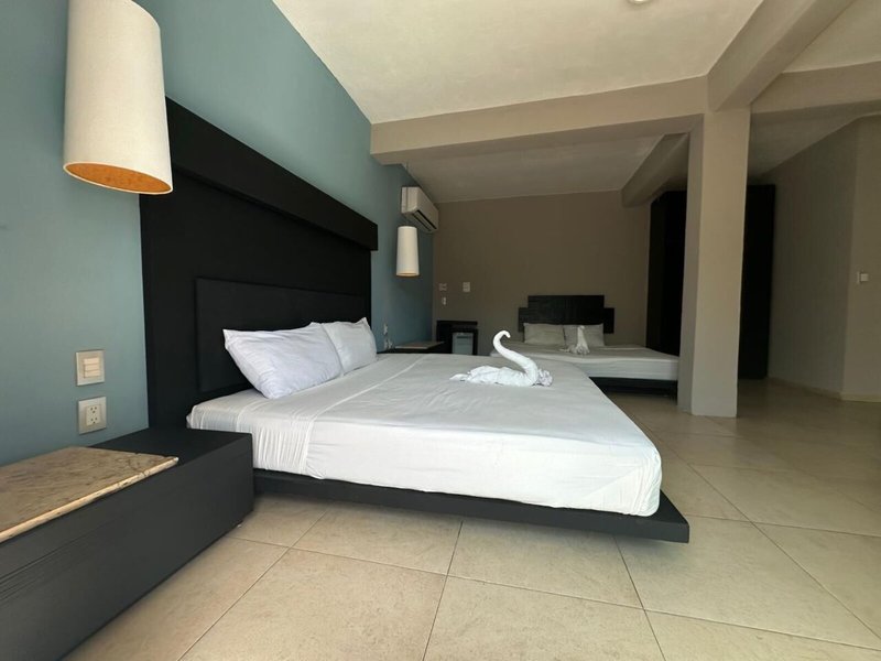 The BLVD Hotel 2