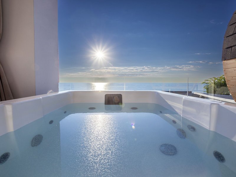 Akrotiri Olympus Luxury Suites 22