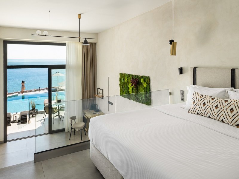 Akrotiri Olympus Luxury Suites 50