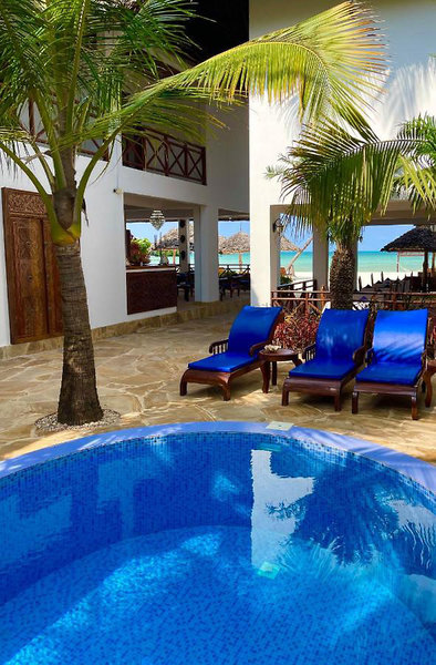 Karibu Beach Resort 1