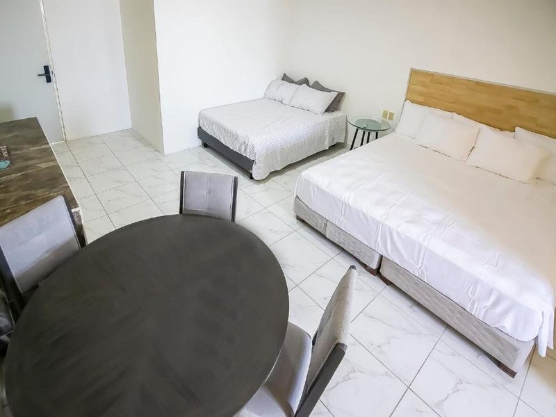OYO Hotel Plaza Las Torres, Cabo San Lucas 14