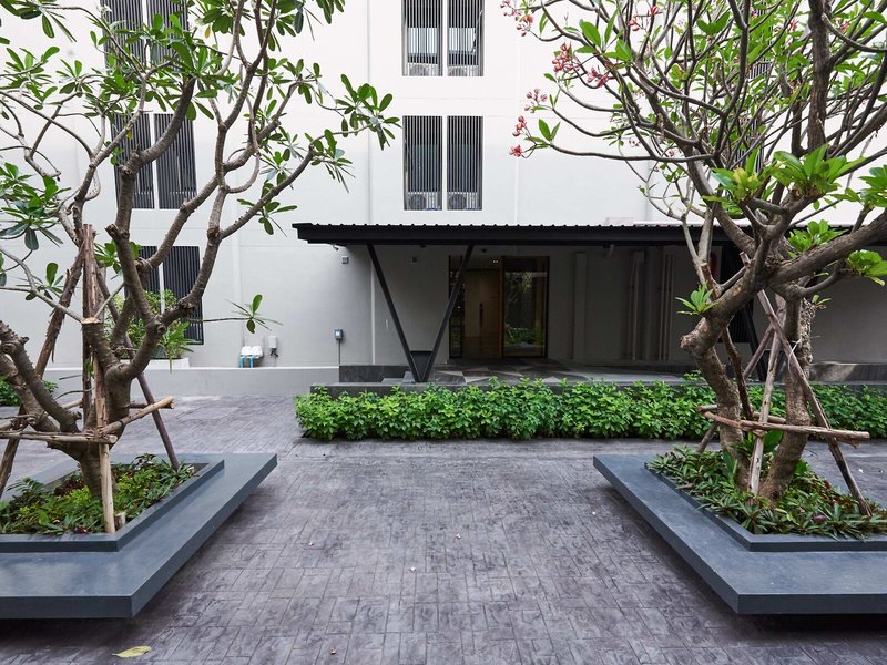 Almas Hotel Bangkok 1