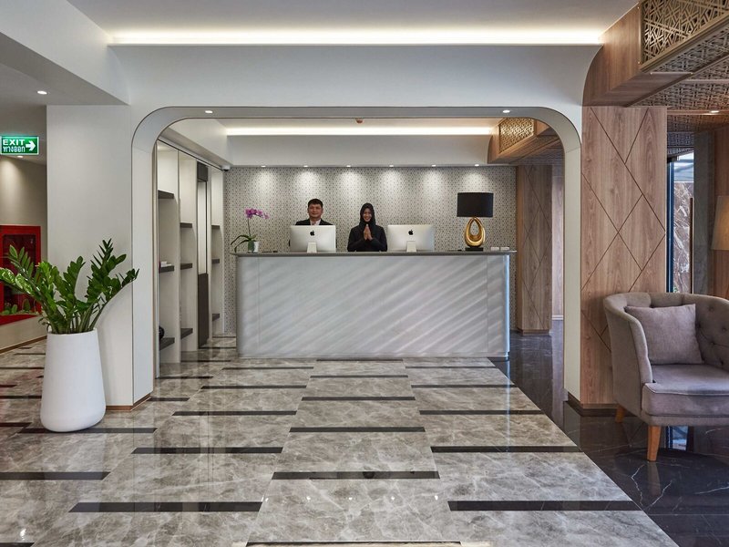 Almas Hotel Bangkok 7