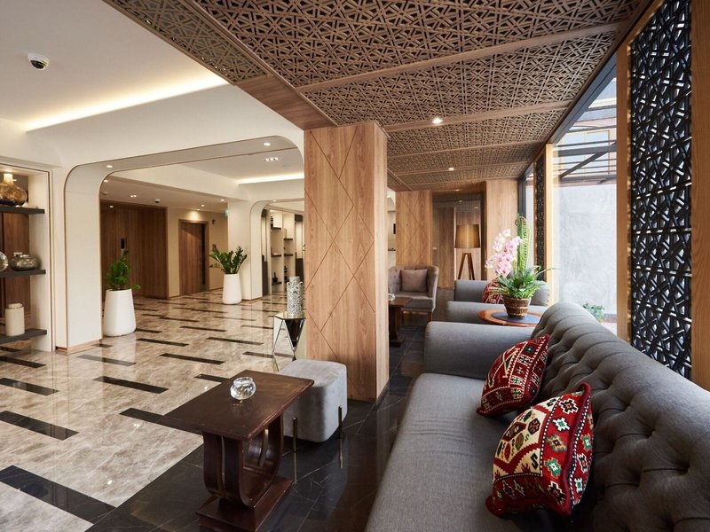 Almas Hotel Bangkok 11