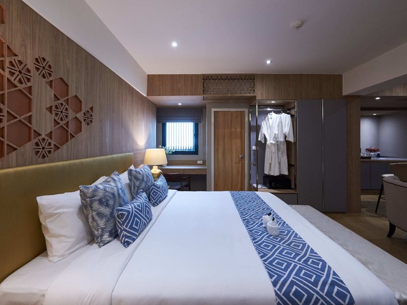 Almas Hotel Bangkok 17