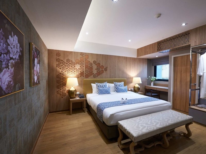 Almas Hotel Bangkok 23