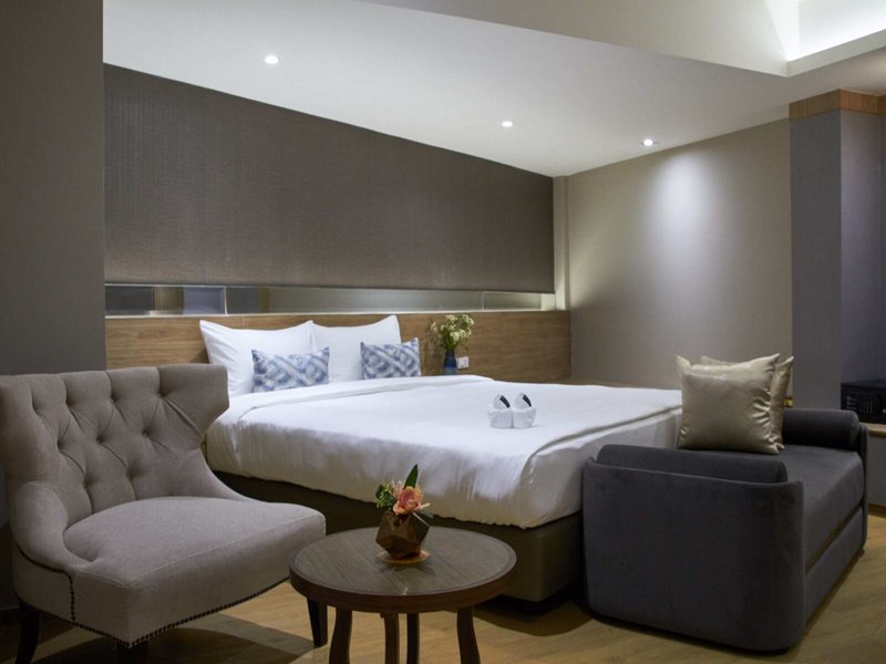 Almas Hotel Bangkok 31
