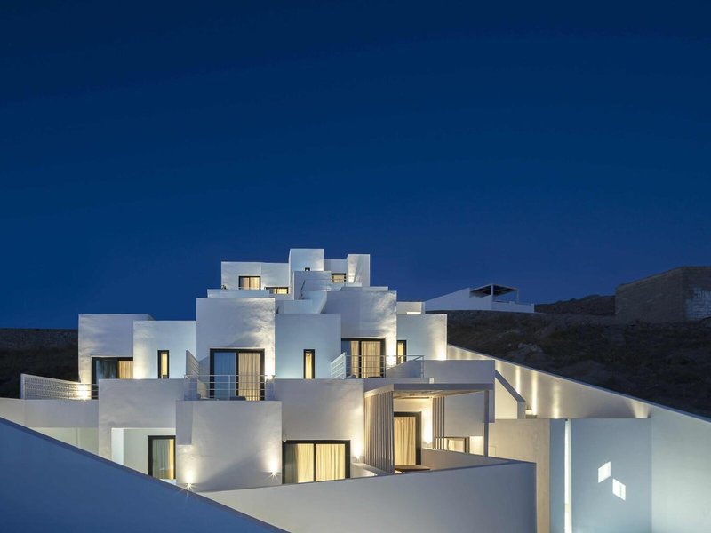 Cubic Hotel 3