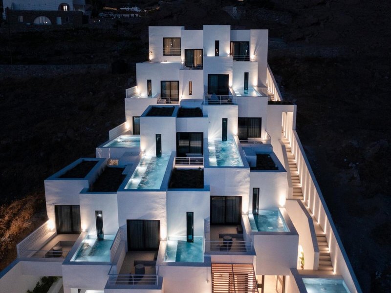 Cubic Hotel 15
