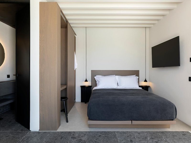 Cubic Hotel 26
