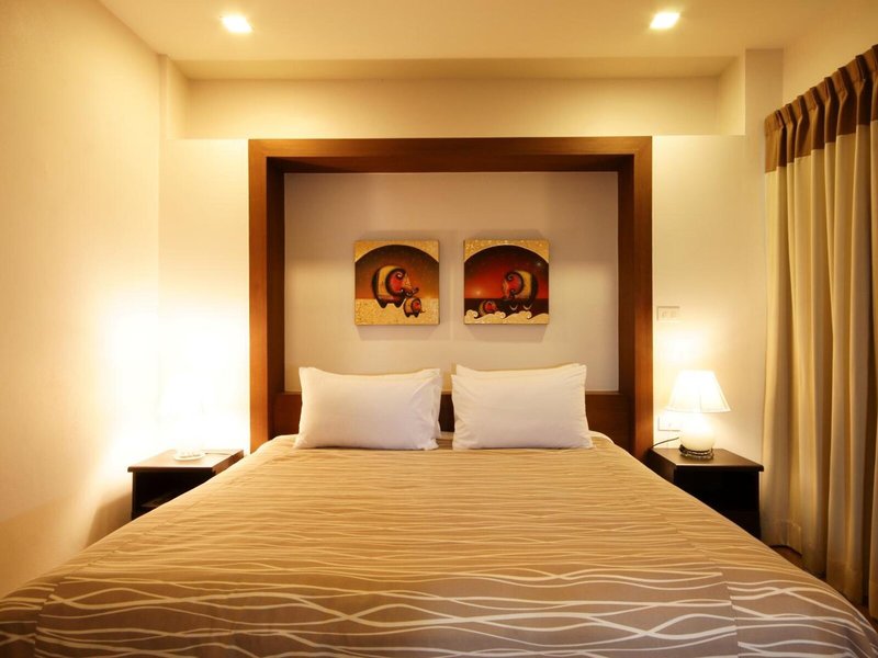 I-Residence Sathorn 15