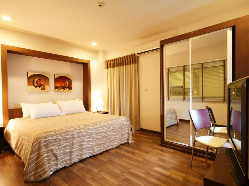 I-Residence Sathorn 16