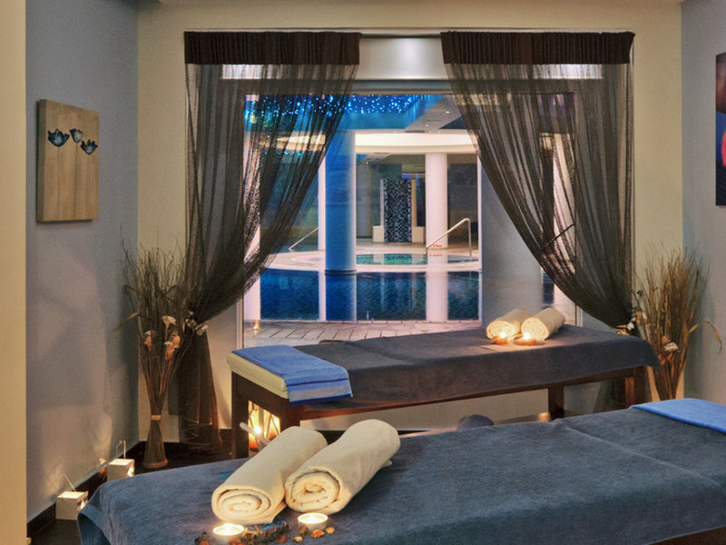 La Marquise Luxury Resort Complex 44