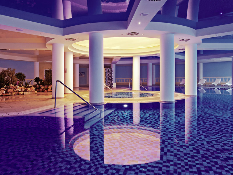 La Marquise Luxury Resort Complex 45