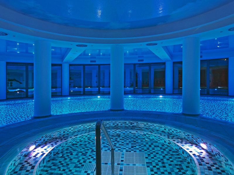 La Marquise Luxury Resort Complex 47