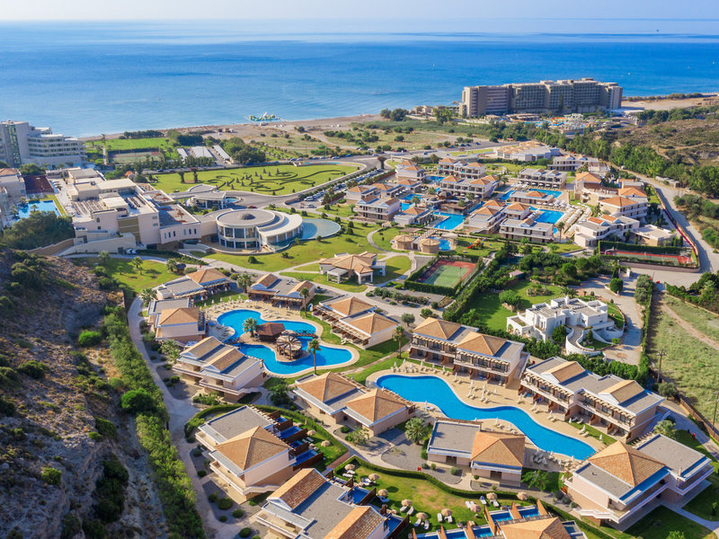 La Marquise Luxury Resort 3