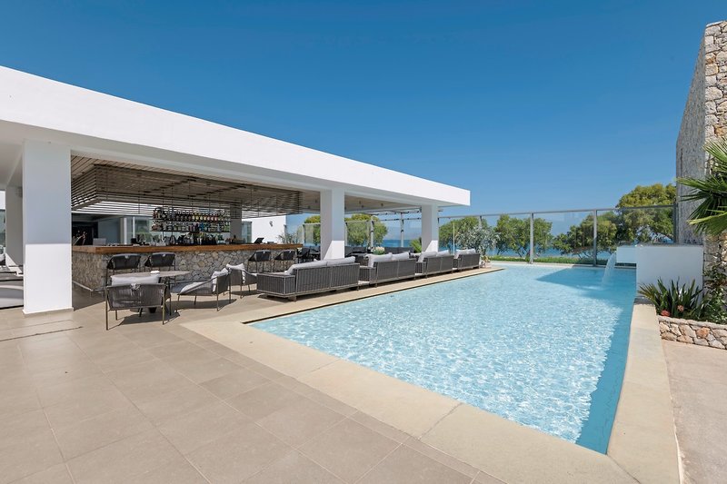 Diamond Deluxe Hotel 5