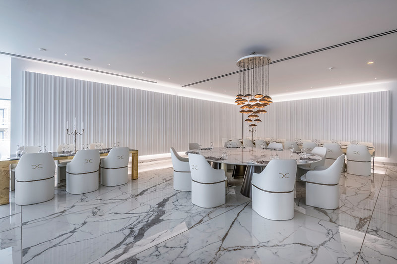 Diamond Deluxe Hotel 20
