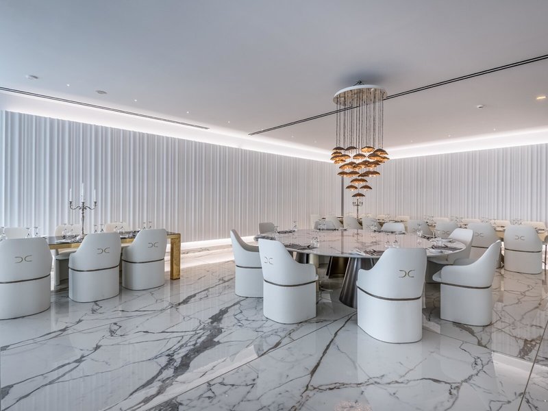 Diamond Deluxe Hotel 22