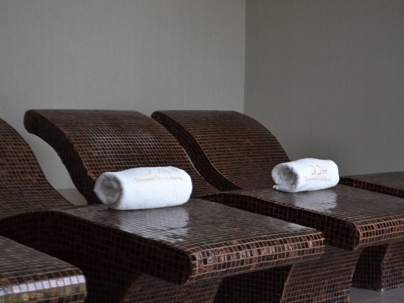 Diamond Deluxe Hotel 39