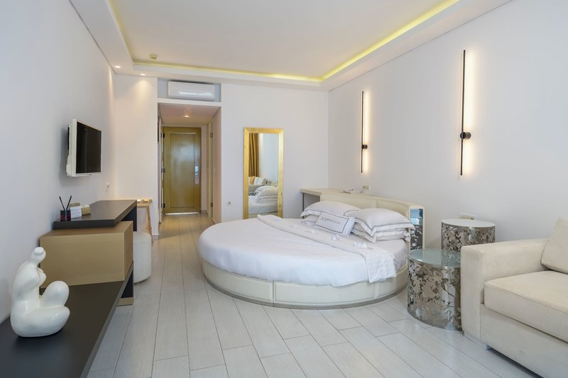 Diamond Deluxe Hotel - Erwachsenenhotel 33