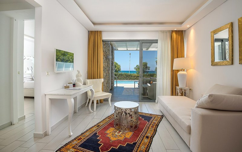 Diamond Deluxe Hotel 15