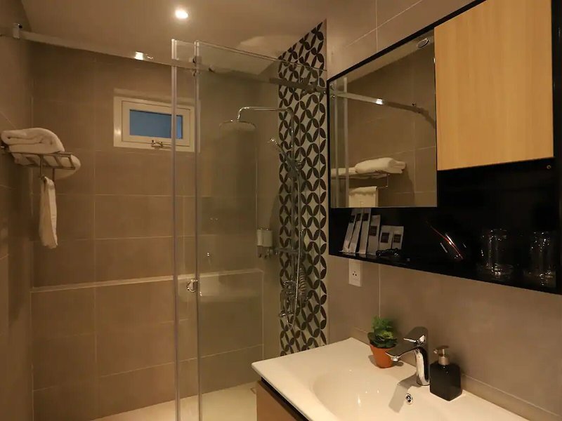 Lanura Apartments And Hotel 38
