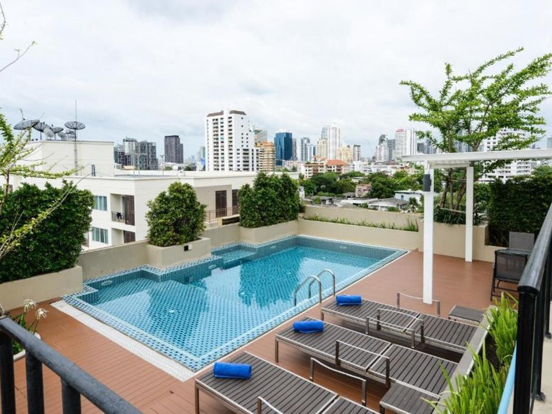 Ramada by Wyndham Ten Ekamai Residences 3