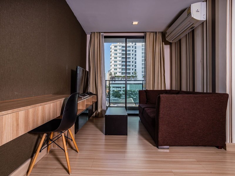 Ramada by Wyndham Ten Ekamai Residences 5