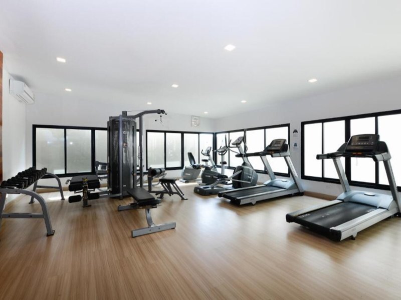 Ramada by Wyndham Ten Ekamai Residences 11