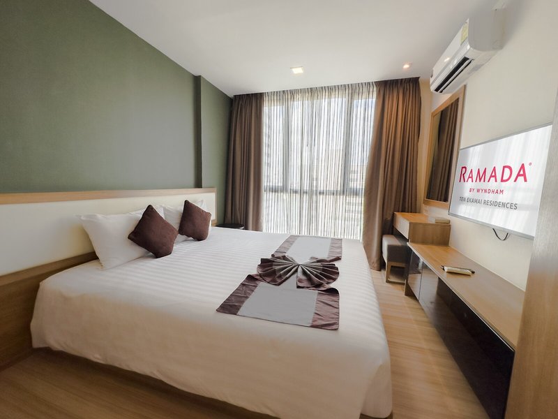 Ramada by Wyndham Ten Ekamai Residences 15