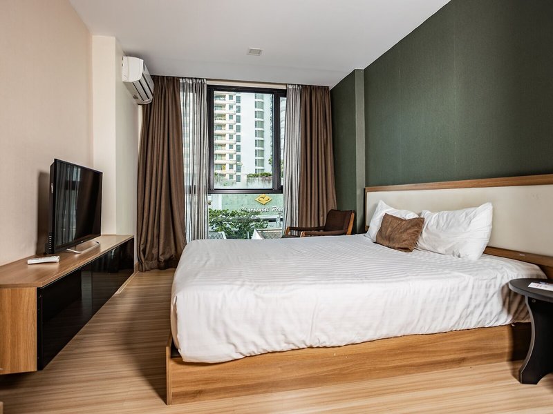 Ramada by Wyndham Ten Ekamai Residences 23