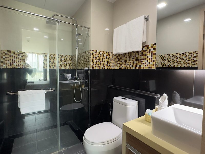 Ramada by Wyndham Ten Ekamai Residences 34