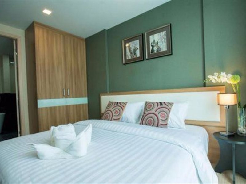 Ramada by Wyndham Ten Ekamai Residences 38