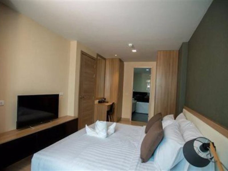 Ramada by Wyndham Ten Ekamai Residences 39