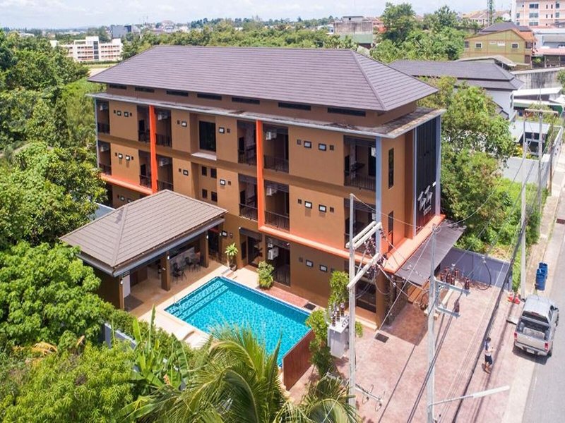 Thip Thip Hotel 16