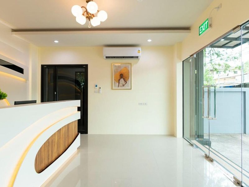 Thip Thip Hotel 21