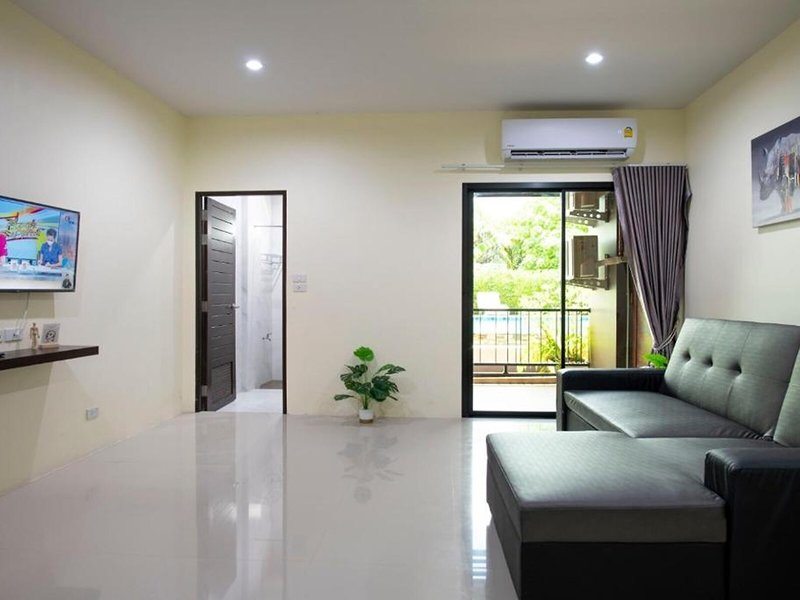 Thip Thip Hotel 23