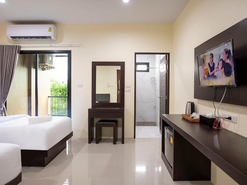 Thip Thip Hotel 30