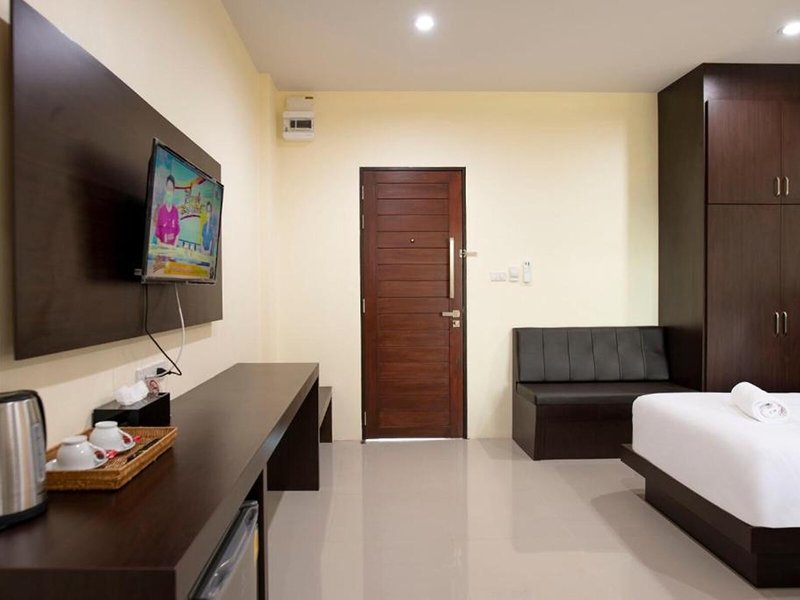Thip Thip Hotel 34