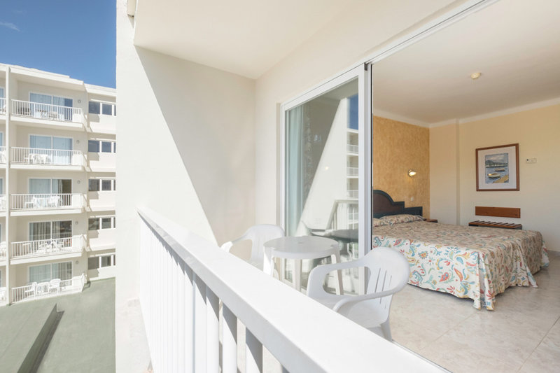 Moon Dreams Coral Beach Hotel 6